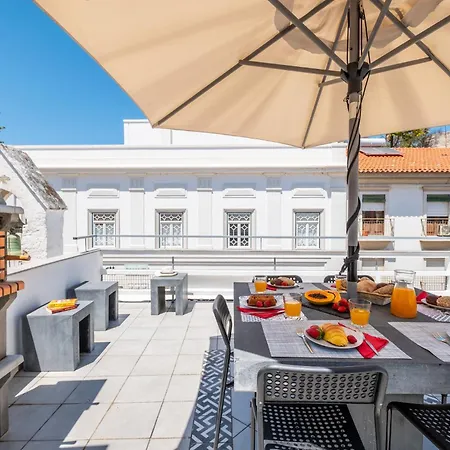 Townhouse Aqua-maris - Moradia Com Bbq E Rooftop Em Semesterbostad *