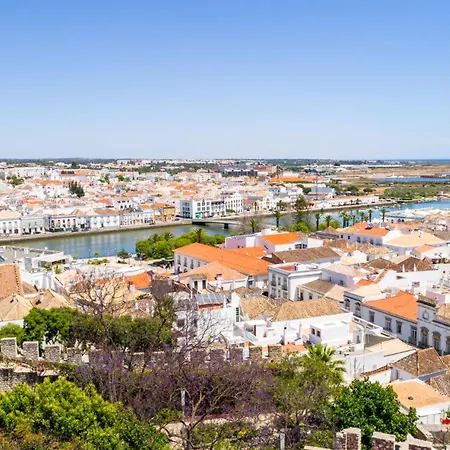 Townhouse Aqua-maris - Moradia Com Bbq E Rooftop Em *
